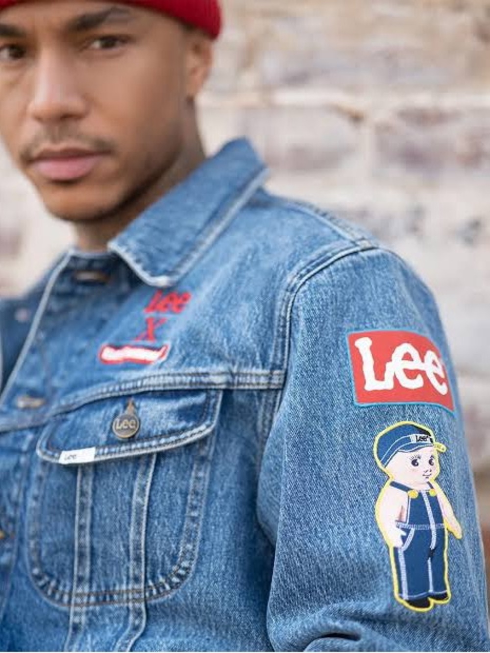 Lee x Bearbrick 🐻 Denim Trucker Jacket with Multicolor Embroidered Patches - Picture 3 of 11